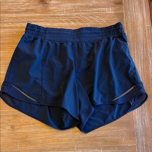 Lululemon Hotty Hot High Rise Lined Shorts 4”